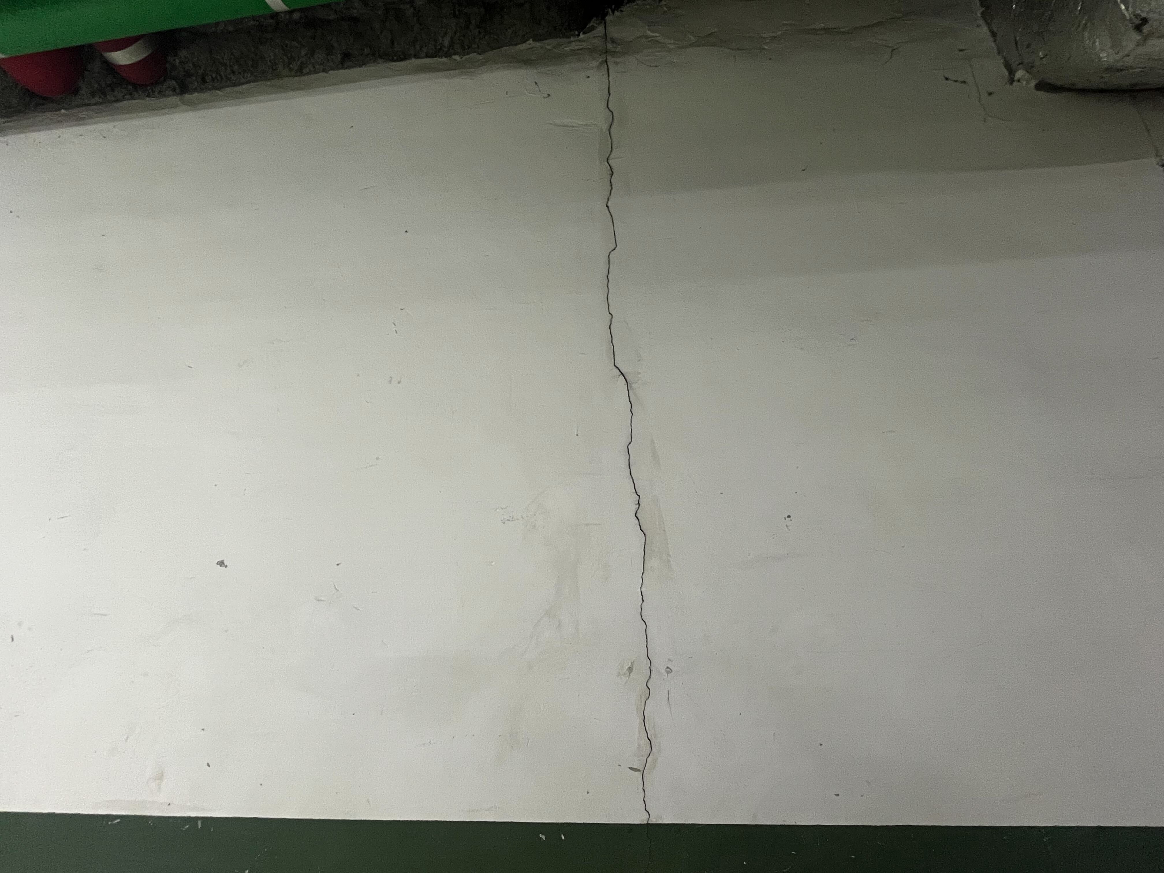 정기안전점검 비용과 시설물 관리자 의무 사항 글에서 설명하는 시공·점검 방법과 절차를 실제로 보여주는 본문 속 현장